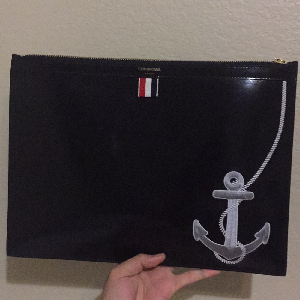 Thom Browne document holder ⭐️